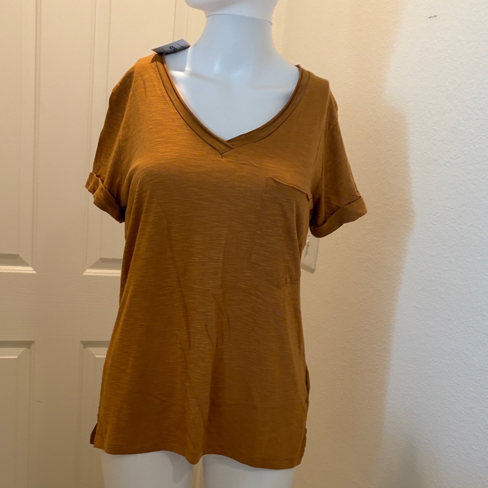 For The Republic V-Neck Short Sleeve Tee - Rust